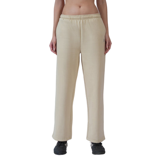 Women’s Solid Straight Fit Winter Track Pants (Biscotti)