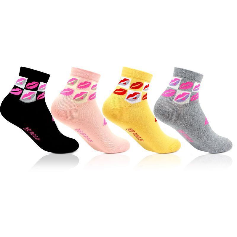 women ankle socks with lips print