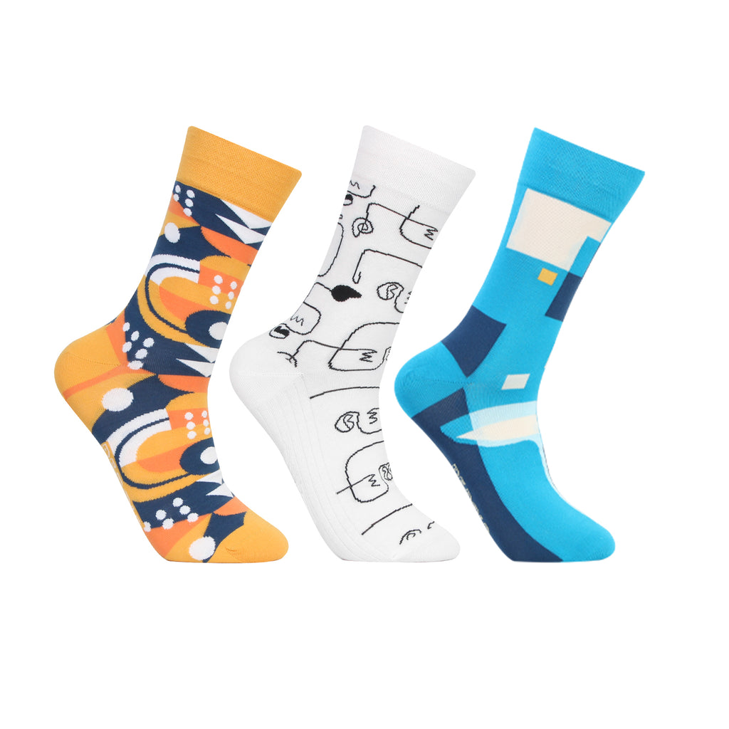 Fashionable-Bold-Print-Socks