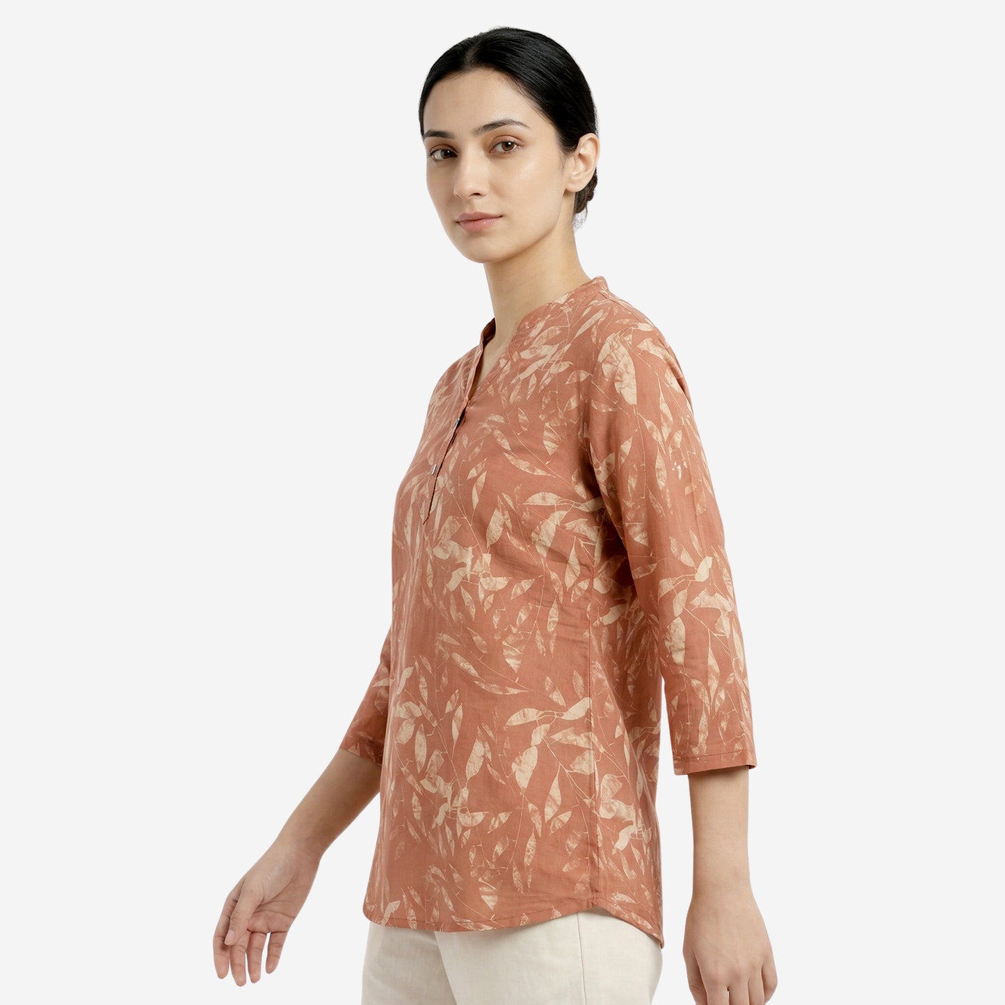 Mud Women Floral Printed Short Kurti – Stylish & Comfortable (Pack of 1)