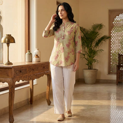 Beige Women Floral Printed Short Kurti – Stylish & Comfortable (Pack of 1)