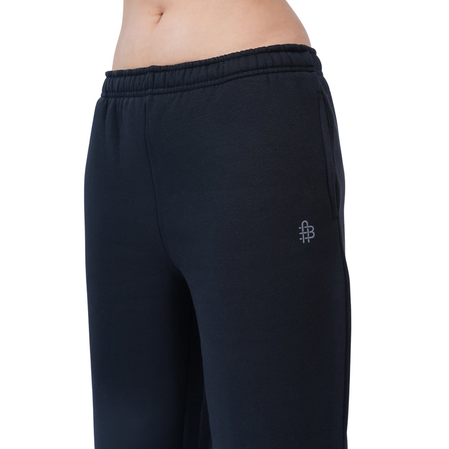 Women’s Solid Straight Fit Winter Track Pants (Black)