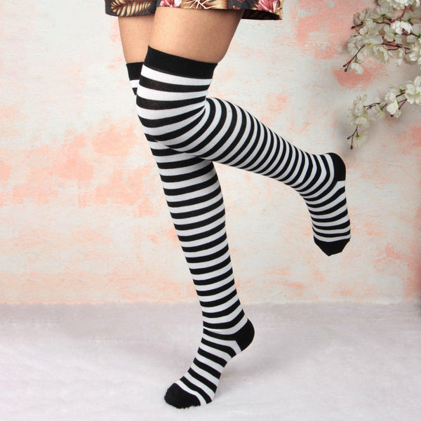 Buy Women Knee High Socks Monochrome Striper Edition – BONJOUR