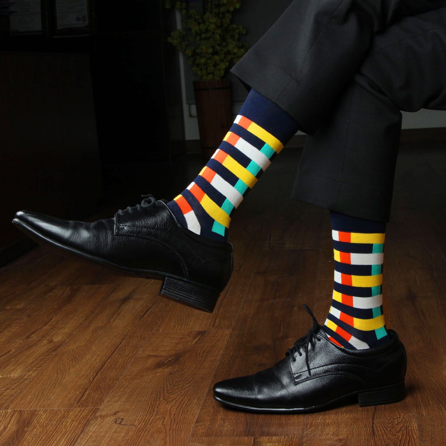 Men's Multicolor Checkered Pattern Premium Socks – BONJOUR