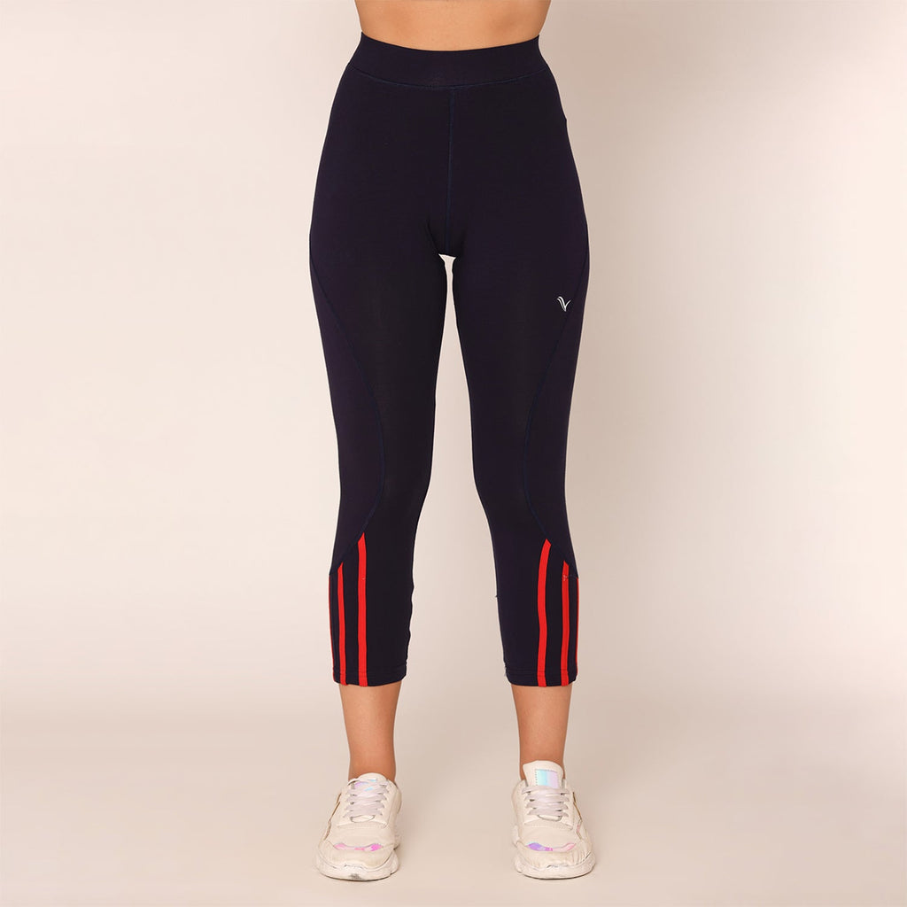 Women's small size gym capri in Navy